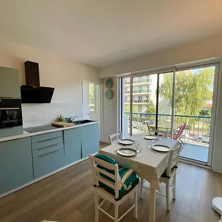 Standing Proche Gare, Et Commerce Διαμέρισμα *