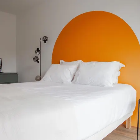 Апартаменты Standing Proche Gare, Et Commerce Ла-Боль-Эскублак