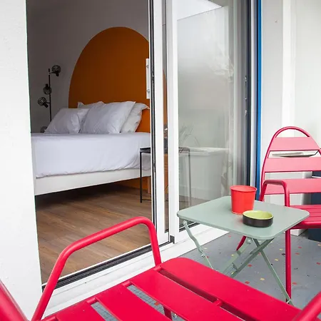 Standing Proche Gare, Et Commerce